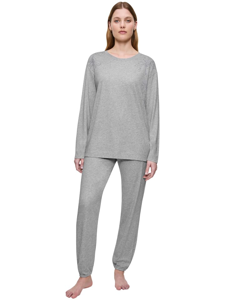 

Triumph Пижама серого цвета