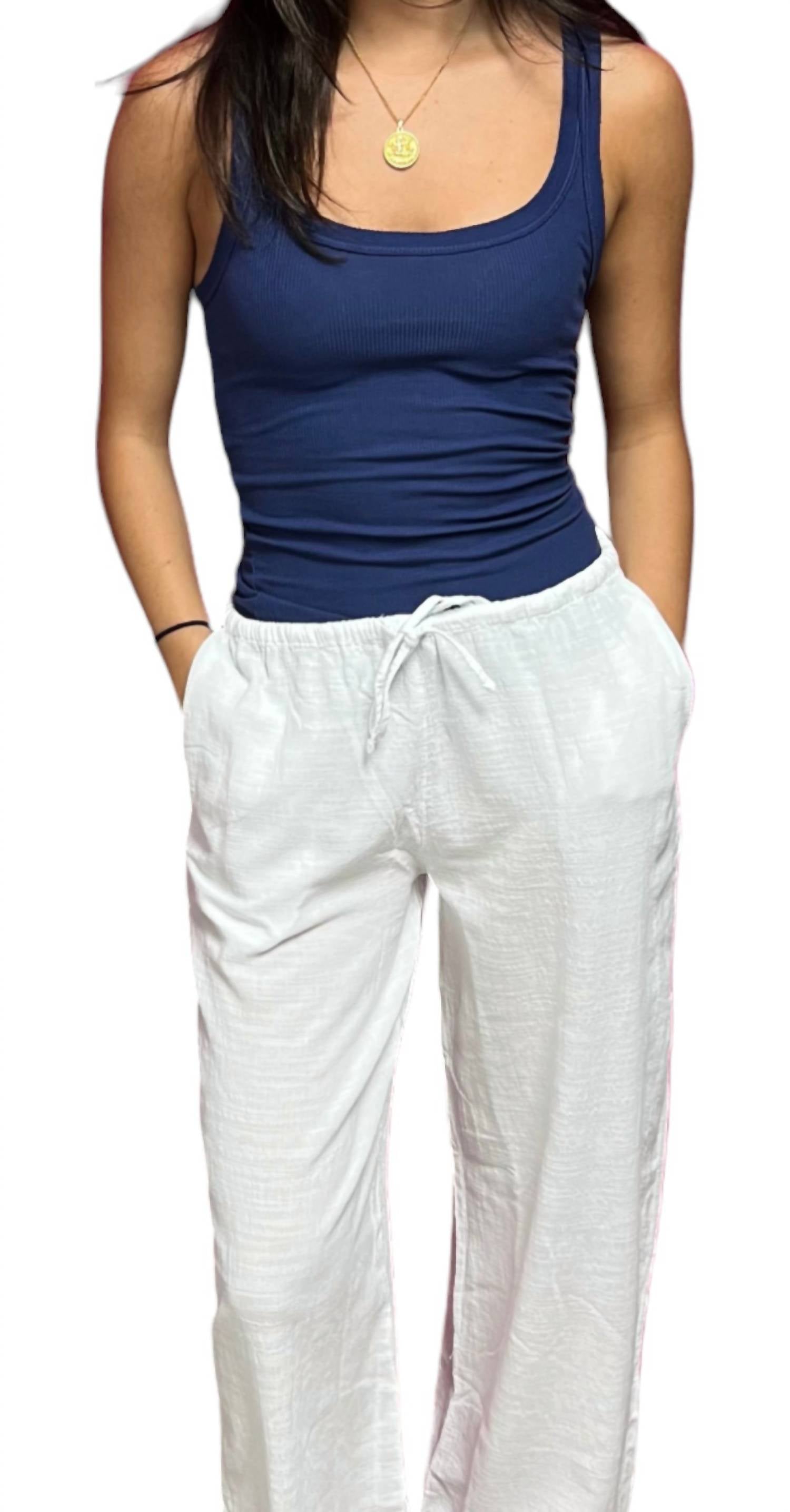 

Футболка с необработанным краем в темно-синем цвете T2love