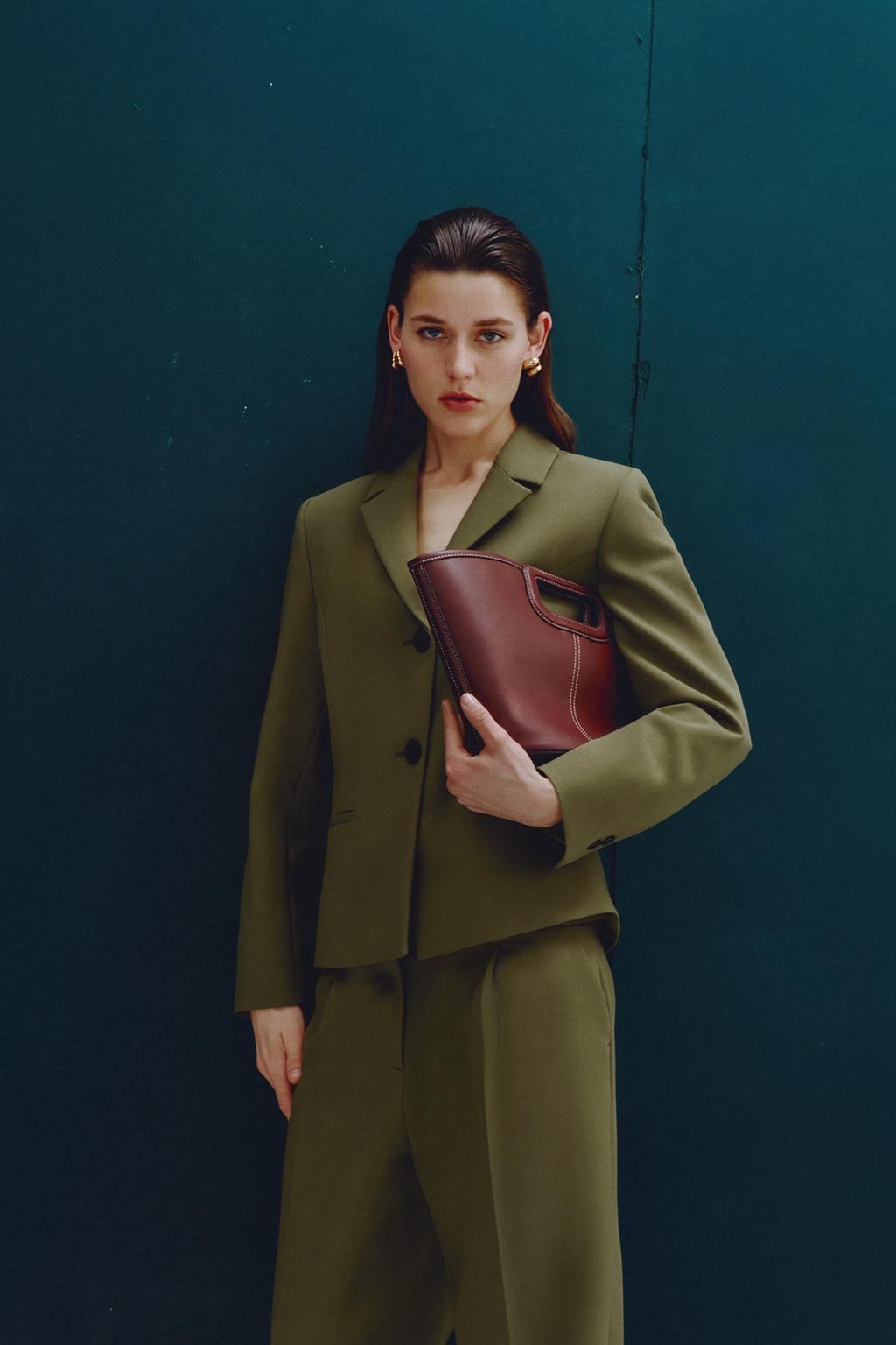 

Сумка-тоут с отстрочкой сверху ZARA, цвет Burgundy Red, Красный, Сумка-тоут с отстрочкой сверху ZARA, цвет Burgundy Red