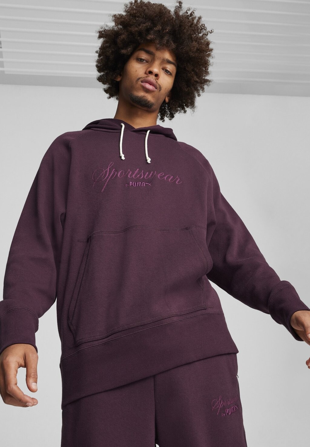 

Толстовка с капюшоном Puma, фиолетовый