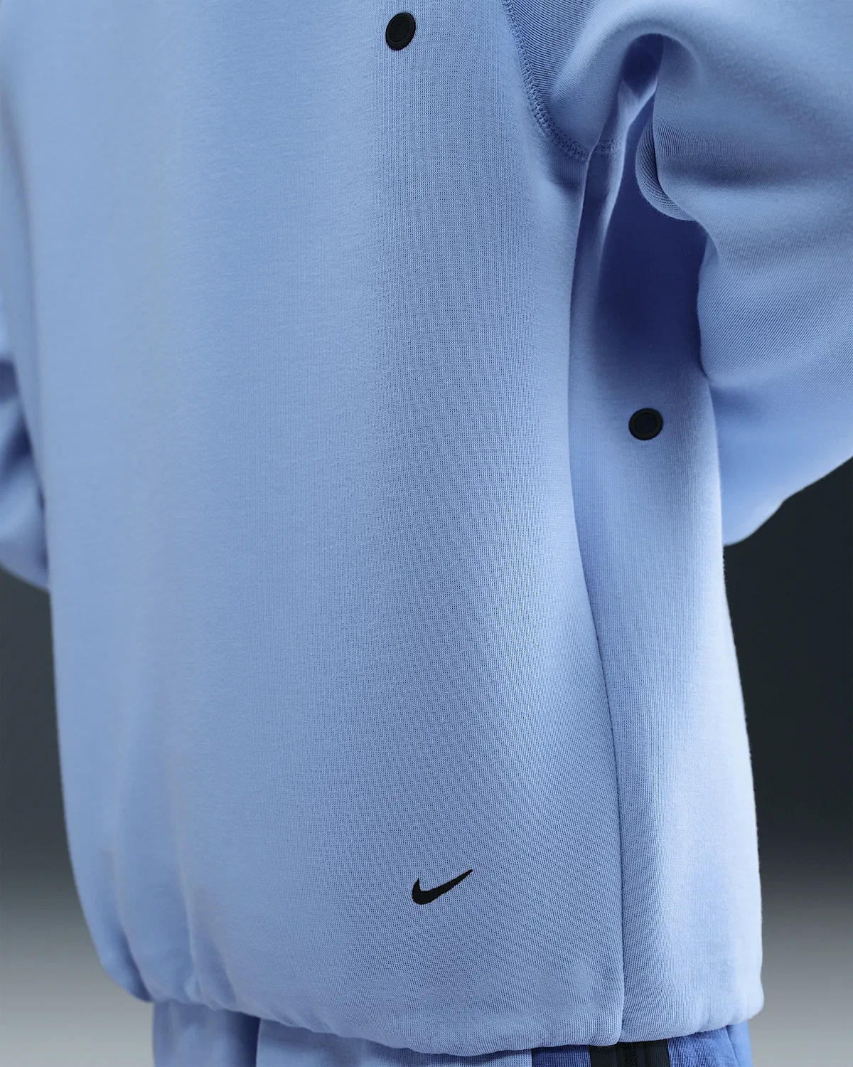 Мужское флисовое худи свободного кроя Nike Tech, Aluminum/Black — фото 2