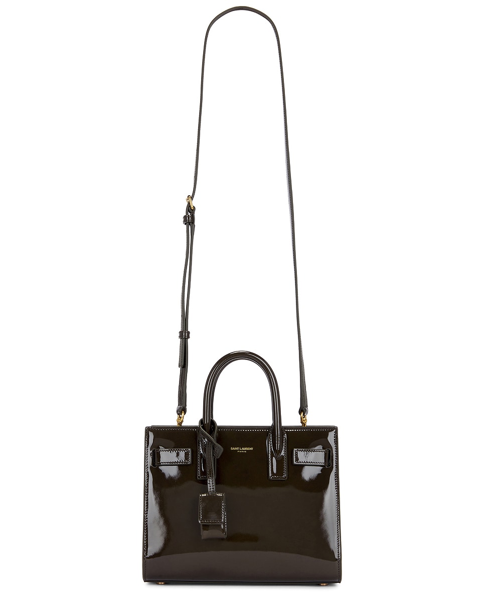 

Сумка Nano Sac De Jour Saint Laurent, цвет Vineyard Green