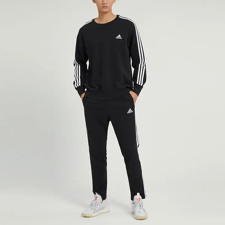 

Повседневная спортивная одежда унисекс Adidas