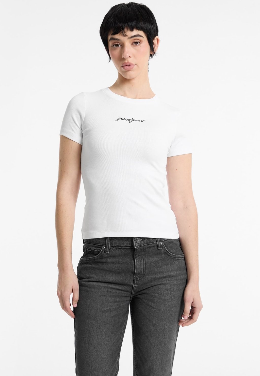 

Базовая футболка EMBRO SLIM Guess Jeans, белый