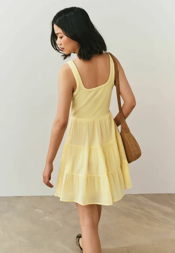 Платье мини Next, Tall fit square neck mini tiered summer dress, пастельно-желтый — фото 3
