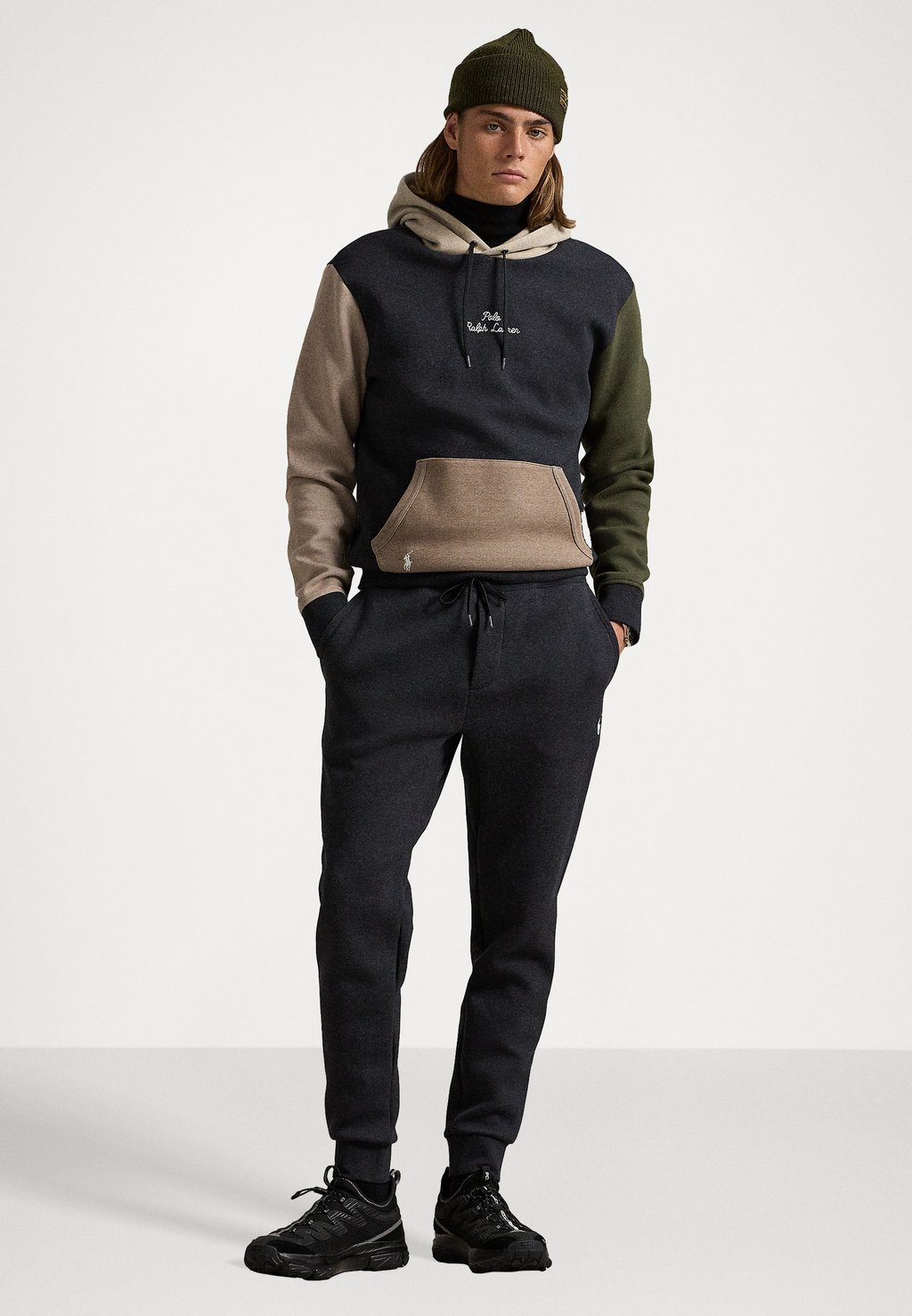 

Толстовка LOGO COLOR-BLOCKED DOUBLE-KNIT HOODIE Polo Ralph Lauren, черный