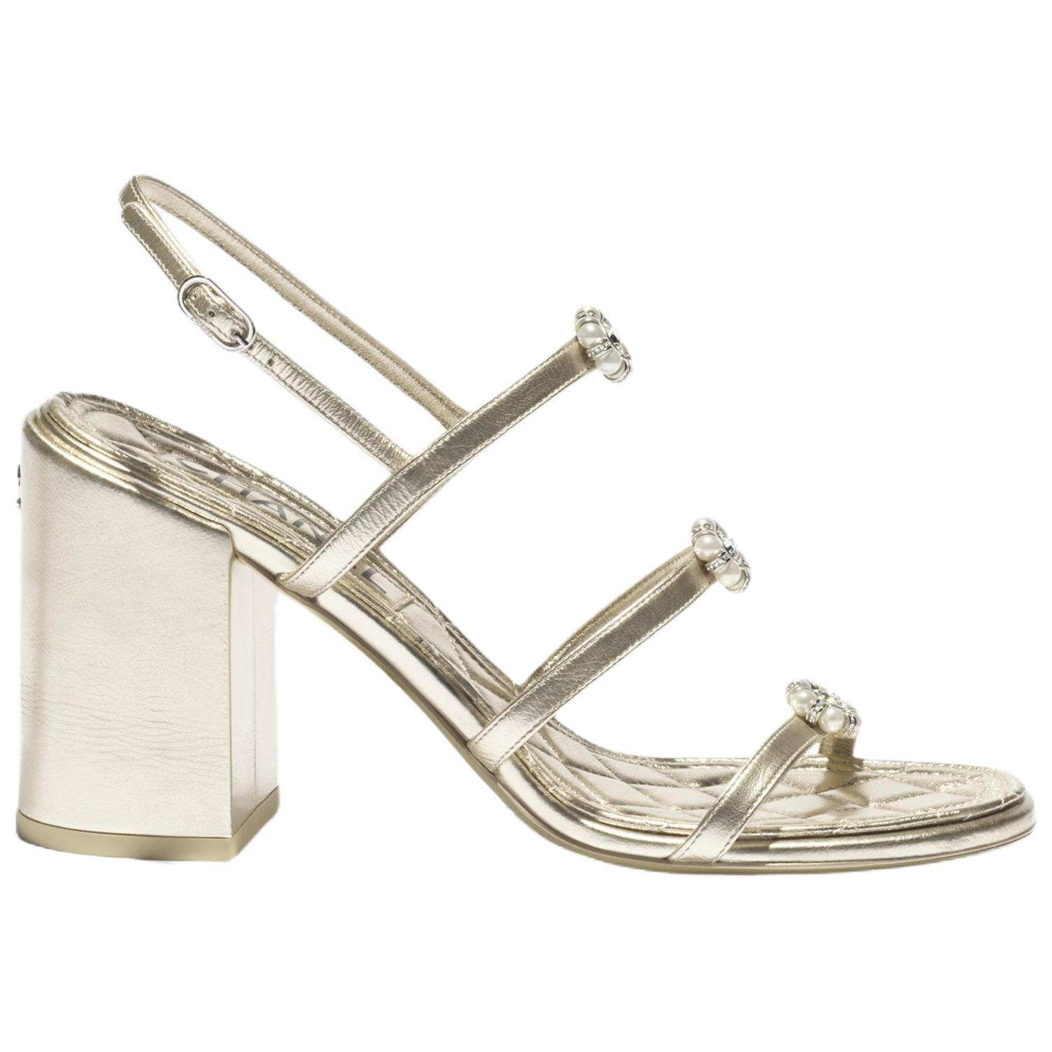 26C Сандалии на одной застежке 9,5 см женские золотые CHANEL, original shoe box not included — фото 3