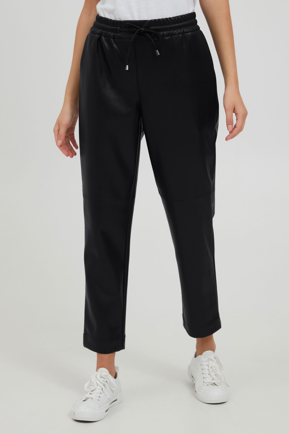 

Брюки Oxmo Jogginghose, черный