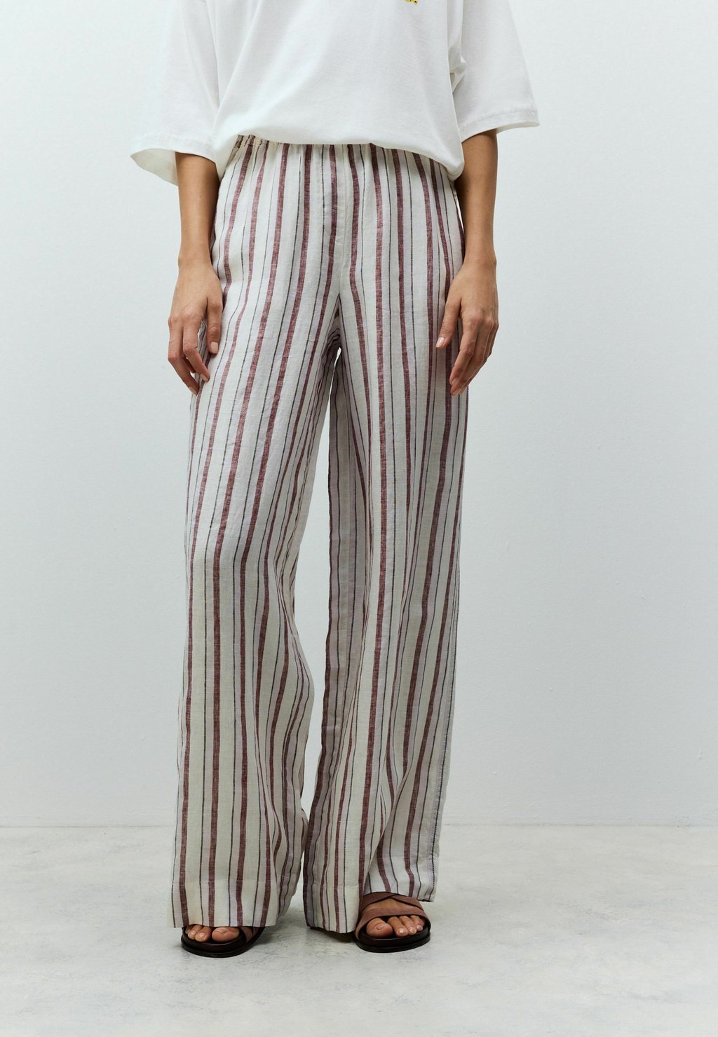 

Брюки PETITE FIT - WIDE PULL-ON Next, розовый