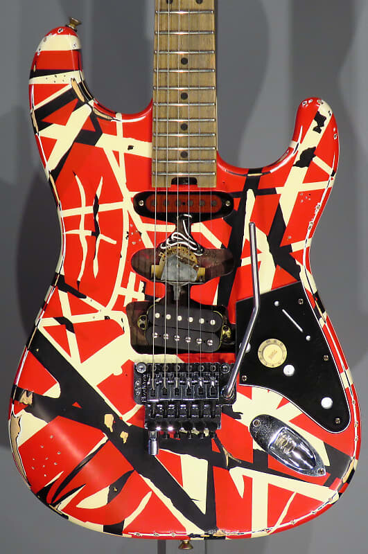 

Электрогитара EVH Striped Series Frankenstein 2021 - Red with Black Stripes Relic