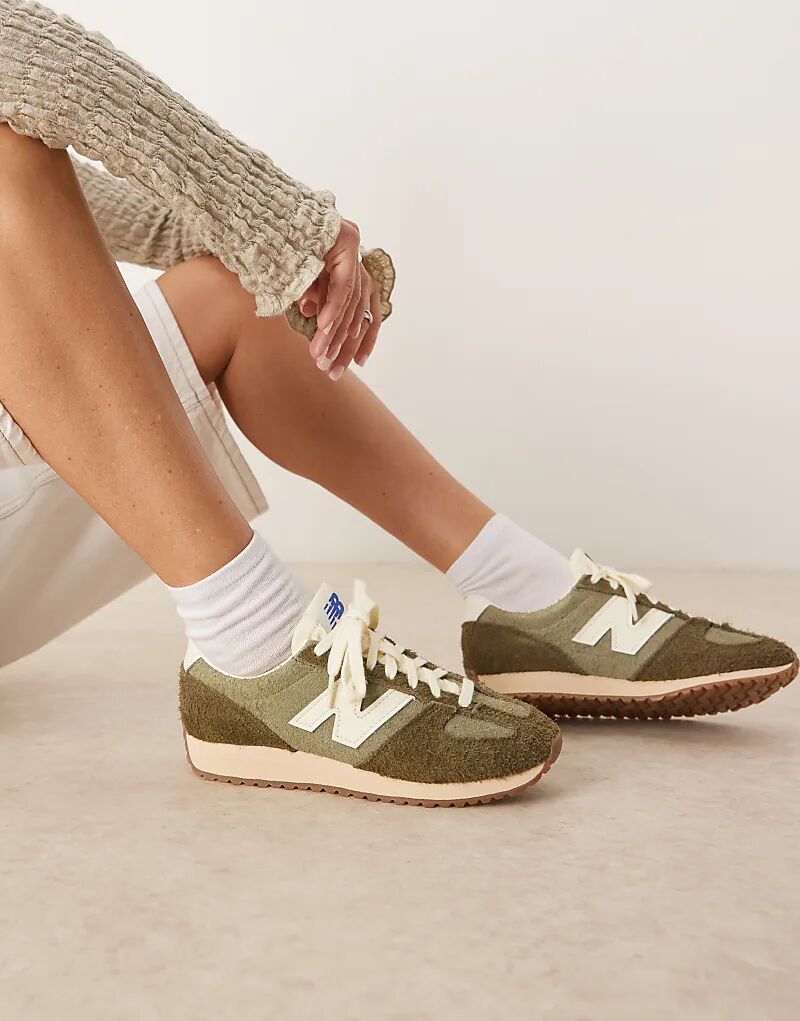 Кроссовки унисекс New Balance 471 с зелеными и белыми деталями — фото 3