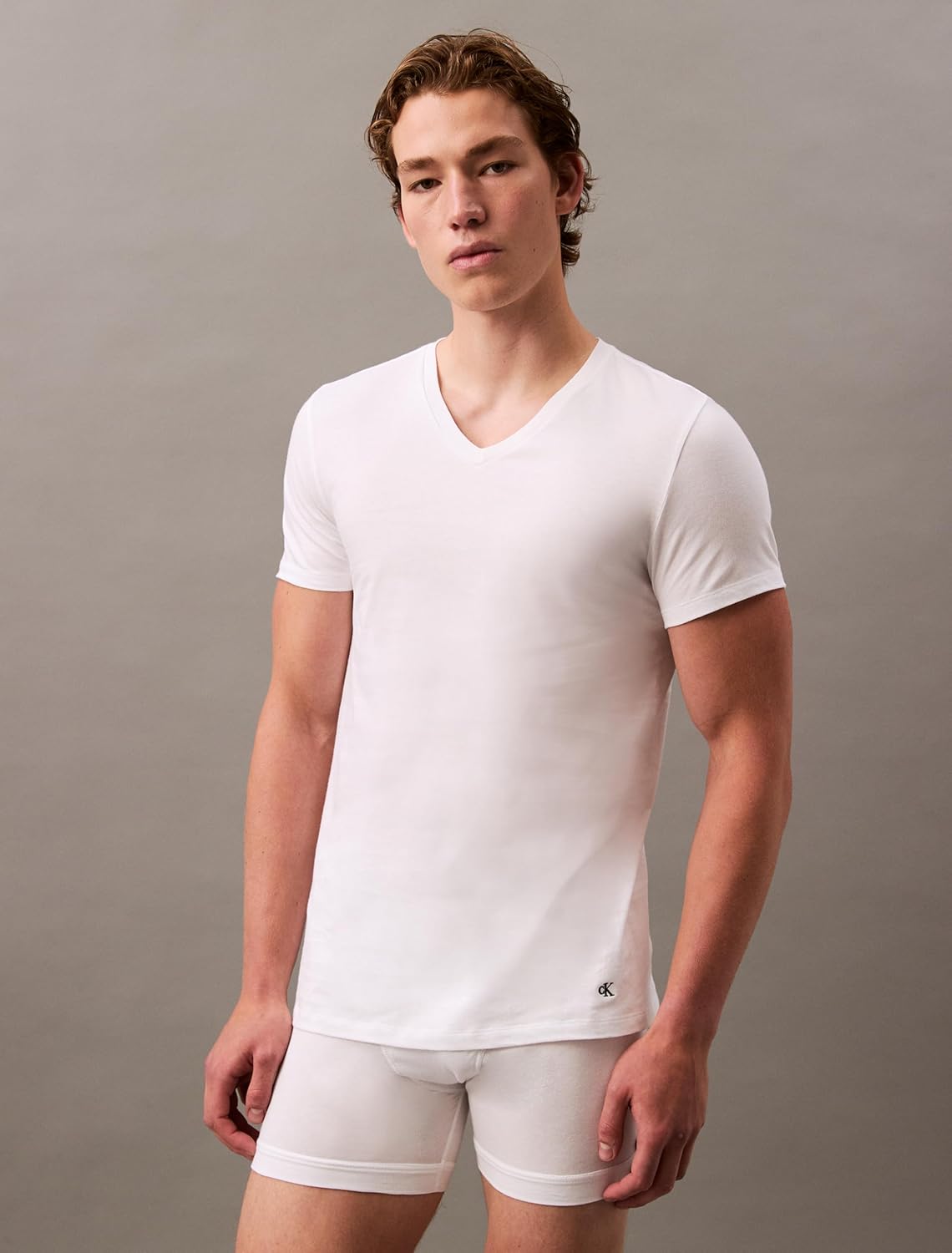 Комплект из 5 мужских классических хлопковых маек Calvin Klein, 5 White Vneck — фото 2