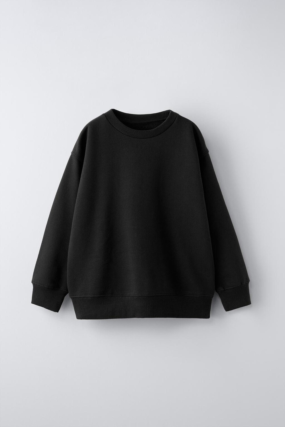 

Общая плюшевая толстовка с капюшоном ZARA, черный