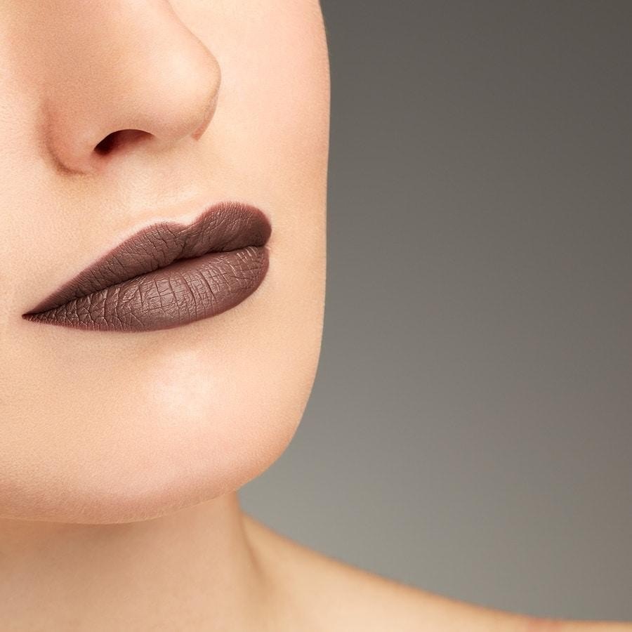 Помада для губ meet your matte retro matte liquid lipcolour Mac, topped with brandy, объем 5 мл — фото 3