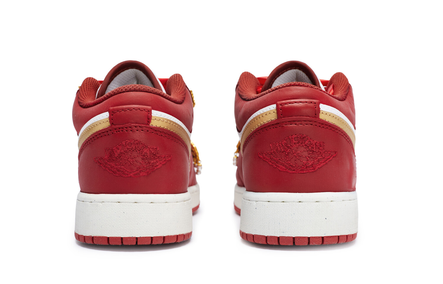 Кроссовки Air Jordan 1 Vintage Basketball Shoes Women's Low-top Gold, золотой — фото 3