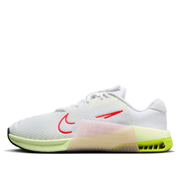 

Кроссовки меткон 9 Nike, белый