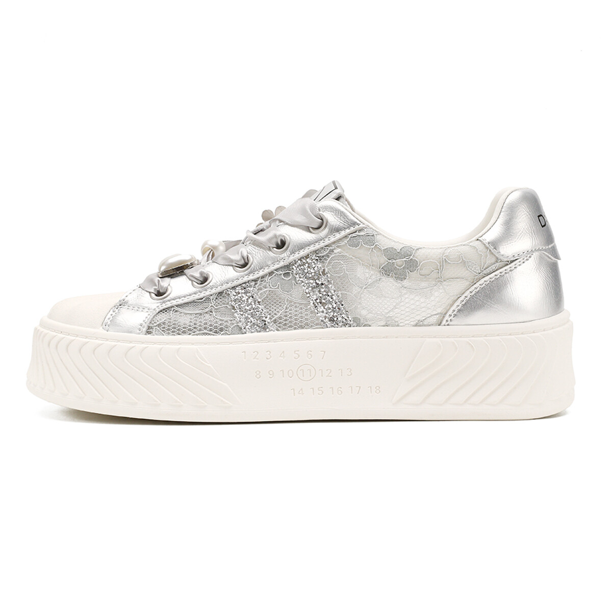 

Кроссовки D:FUSE SCANDINAVIA Skateboarding Shoes Women's Low-top Silver/Grey, серый