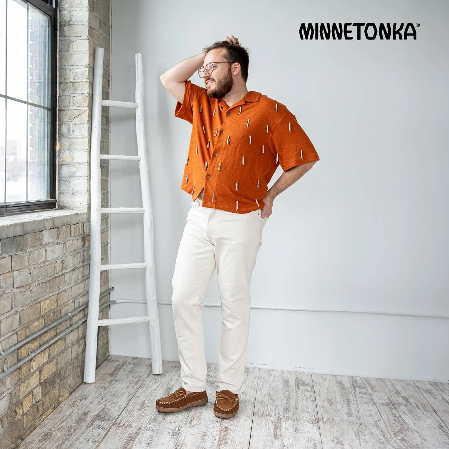 Мокасины-тапочки Minnetonka с подкладкой, шоколадный — фото 3