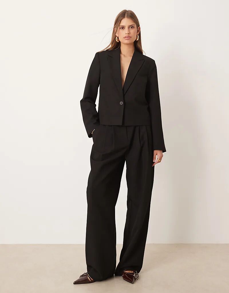 

Брюки YAS с высокой талией, черный цвет