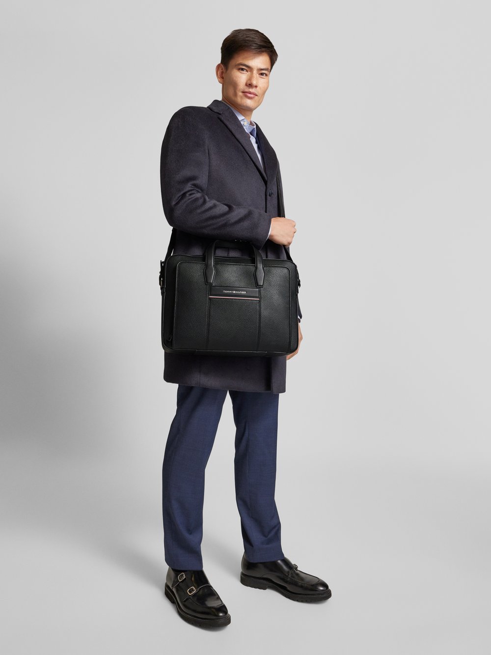 

Сумка для ноутбука с этикеткой Tommy Hilfiger, черный