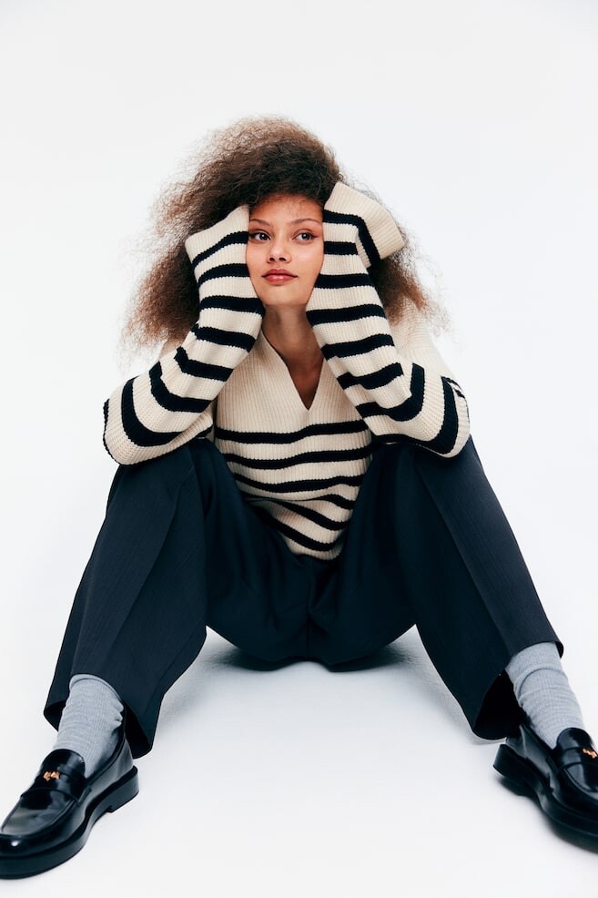 

Свитер с воротником H&M, бежевый