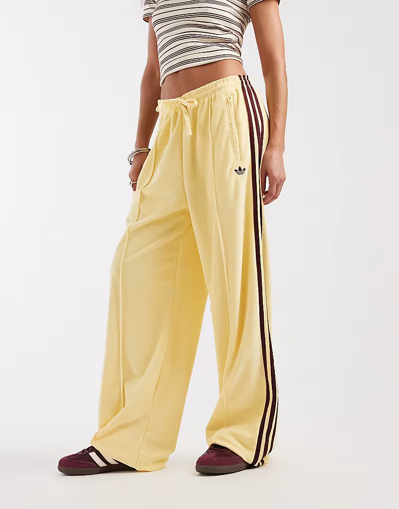 Спортивные брюки Adidas Originals из махровой ткани, желтый — фото 2
