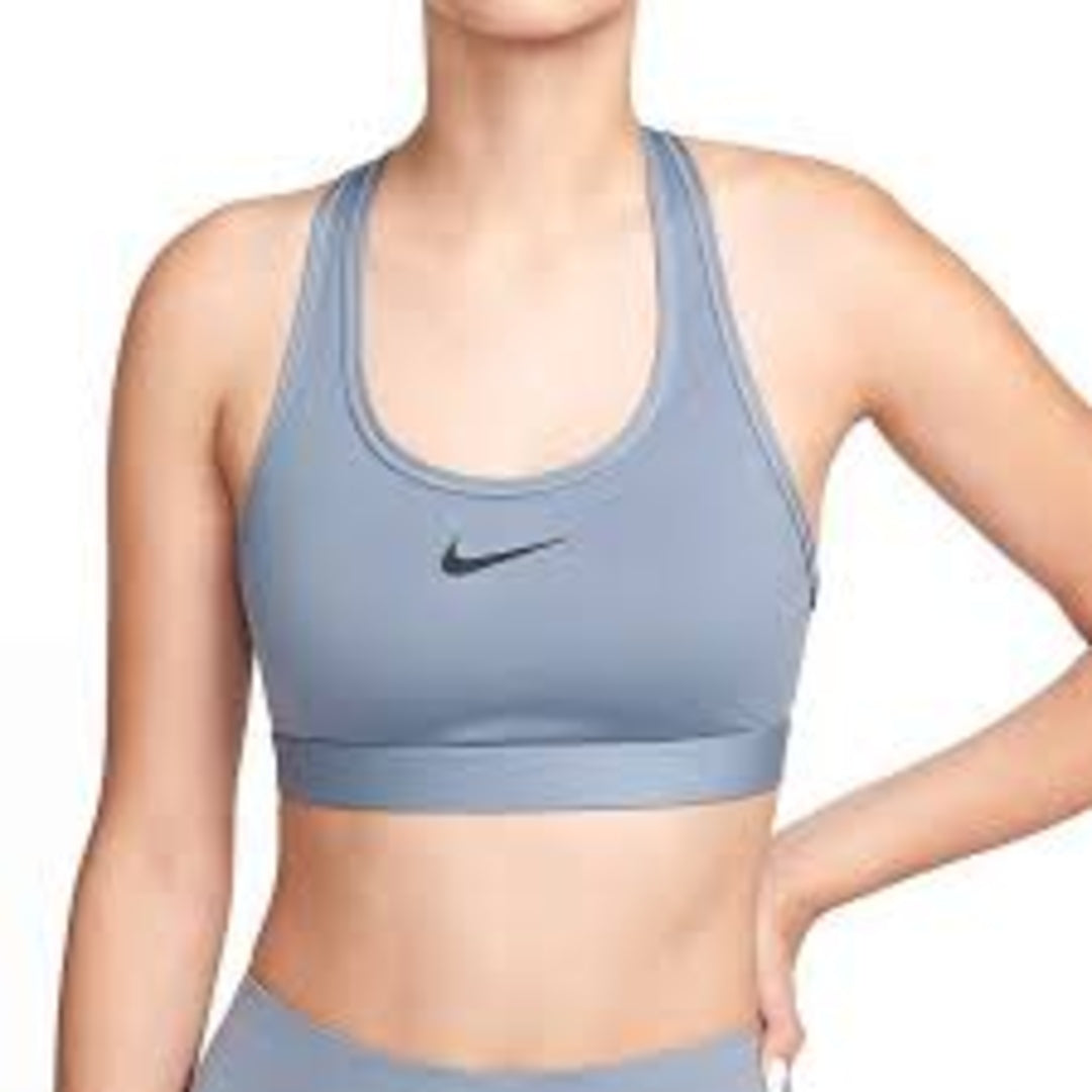 Бюстгальтер (WMNS) Nike Swoosh Medium Support Padded Sports Bra 'Purple' — фото 2