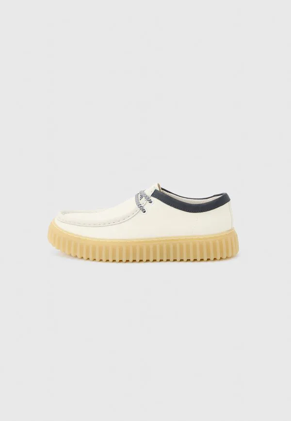 Повседневные ботинки на шнуровке torhill Clarks, White