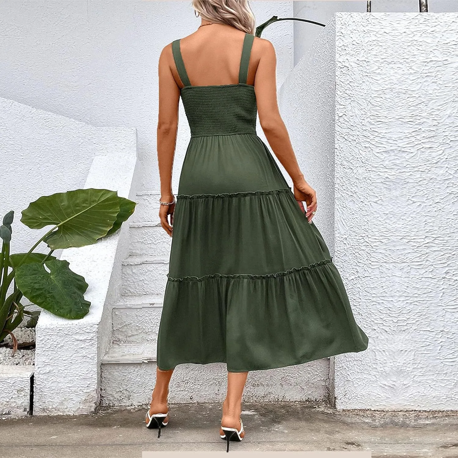 Летнее платье для женщин Flowy Casual с открытой спиной пляжное макси в пол с бретелями и ярусами Generic, зеленый — фото 2