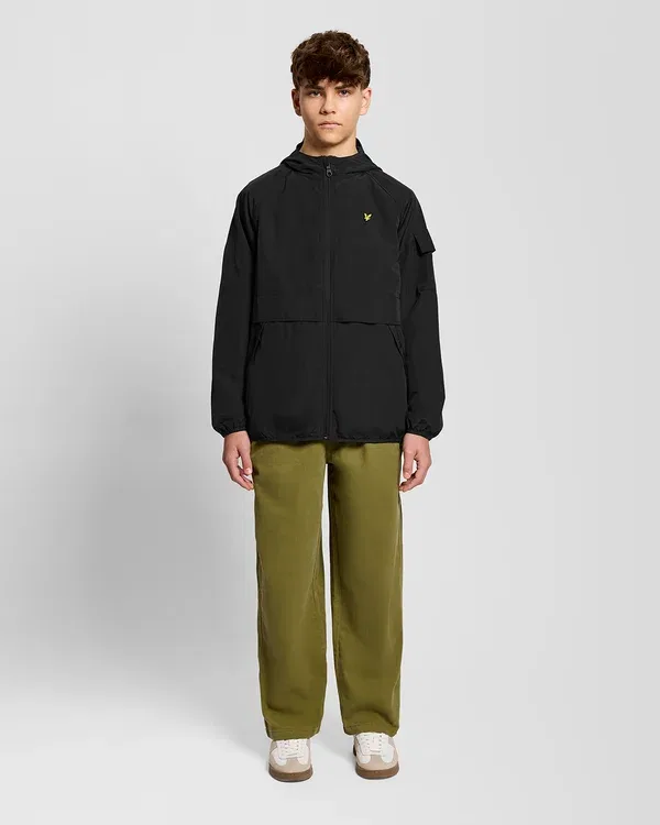 Ветровка с капюшоном Lyle & Scott, цвет черный — фото 2