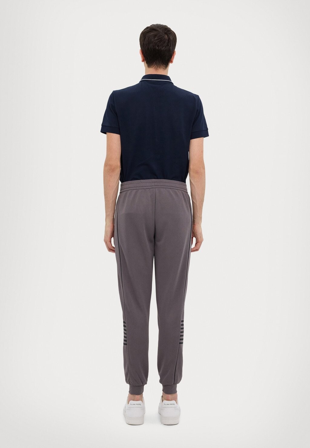 

Спортивные штаны PANTALONI EA7 Emporio Armani, серый