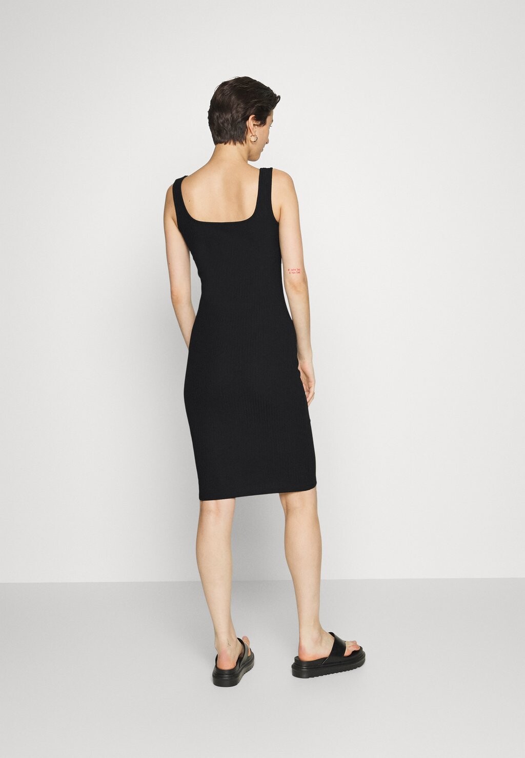 

Платье из джерси ONLNELLA BODYCON DRESS ONLY Tall, черный
