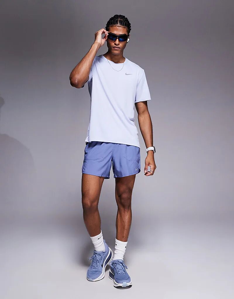 

Шорты Nike Running Dri-FIT Stride 5 дюймов синего цвета