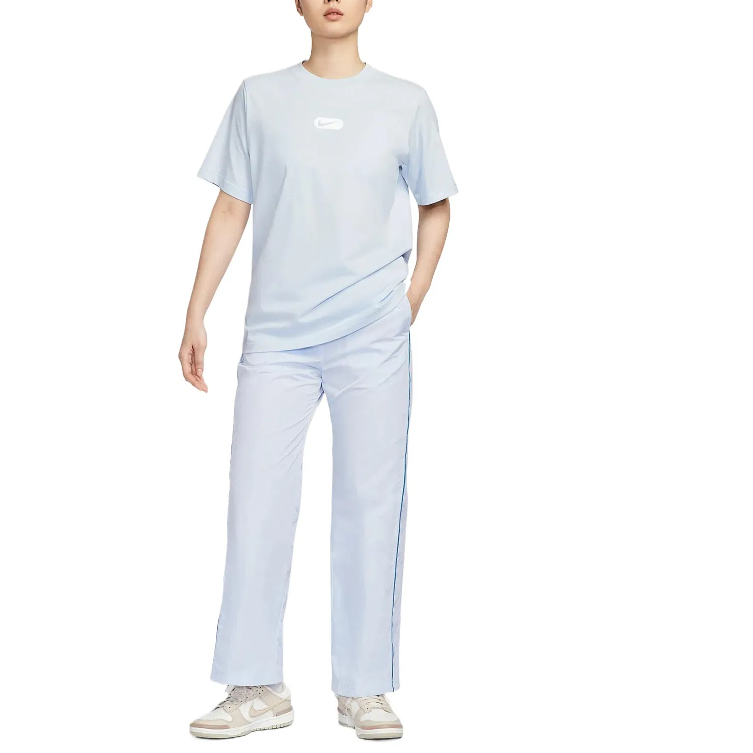 Брюки повседневные женские синие moderate straight fit Nike, Blue — фото 3