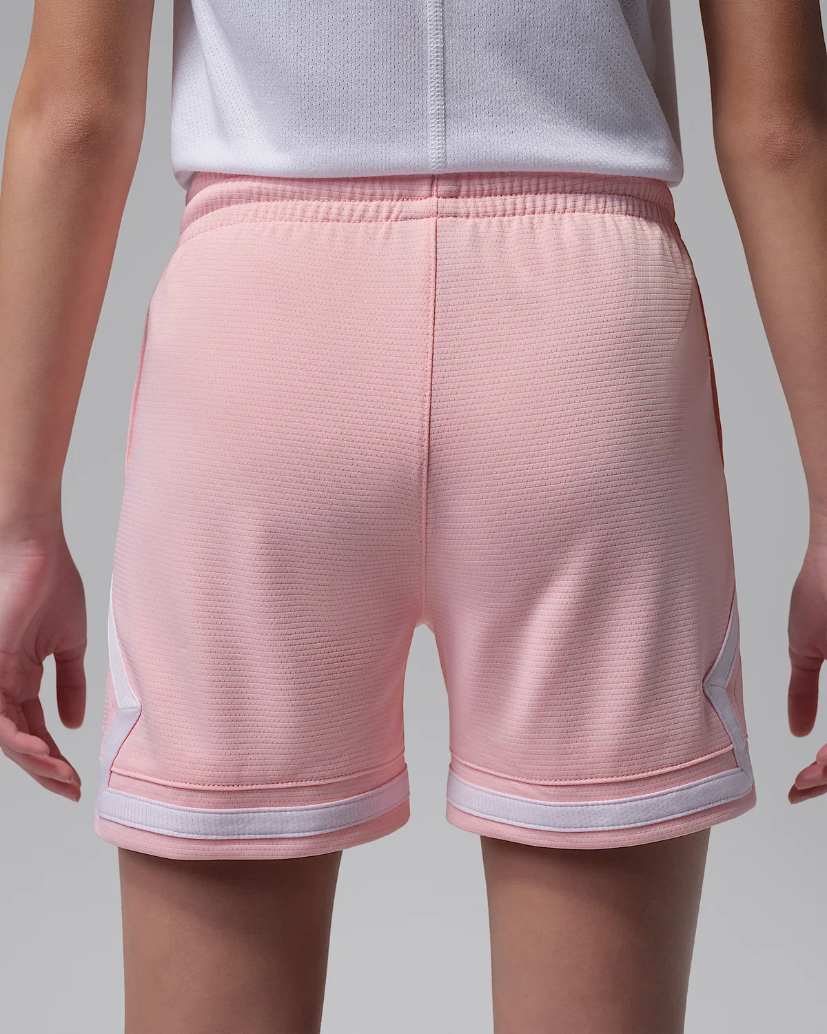 Детские шорты Jordan Dri-FIT Diamond, Pink Bloom — фото 3