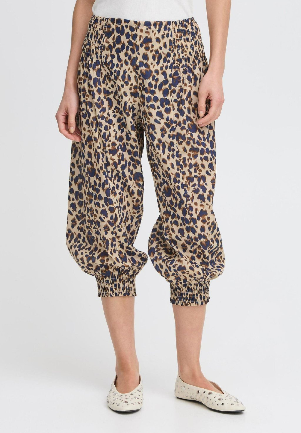 

Шорты JILL WIDE CAPRI PULZ, коричневый