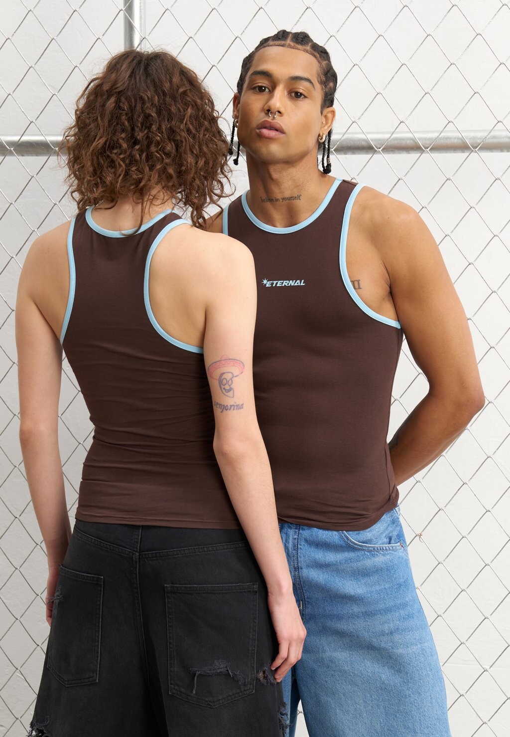 

Топ UNISEX YOURTURN, темно-коричневый