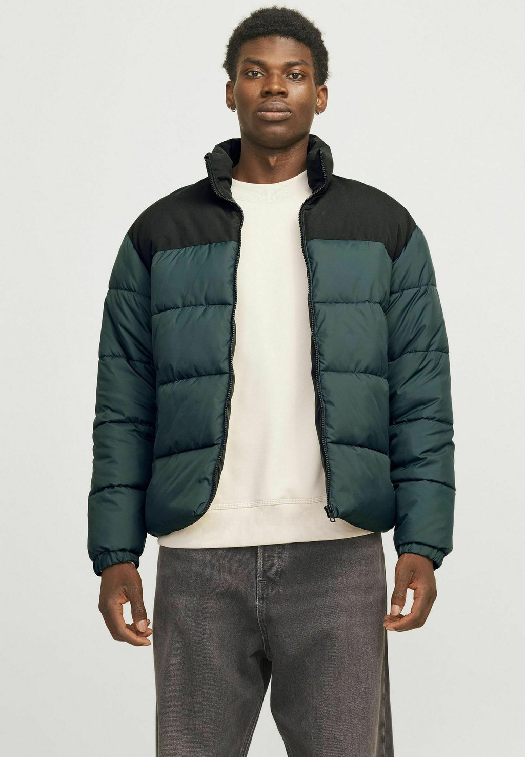 

Зимняя куртка JJMOON PUFFER Jack & Jones, зеленый