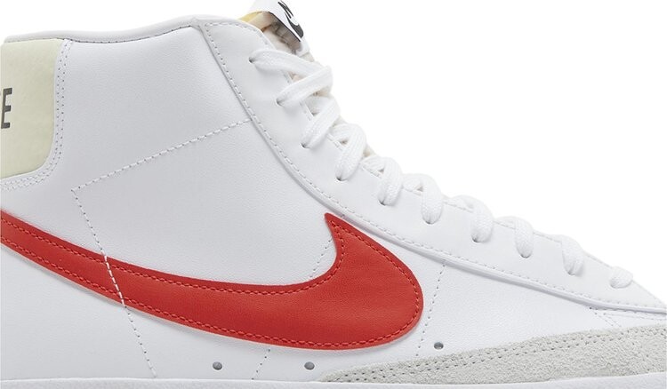 Кроссовки Blazer Mid '77 Vintage 'White Picante Red', белый — фото 2