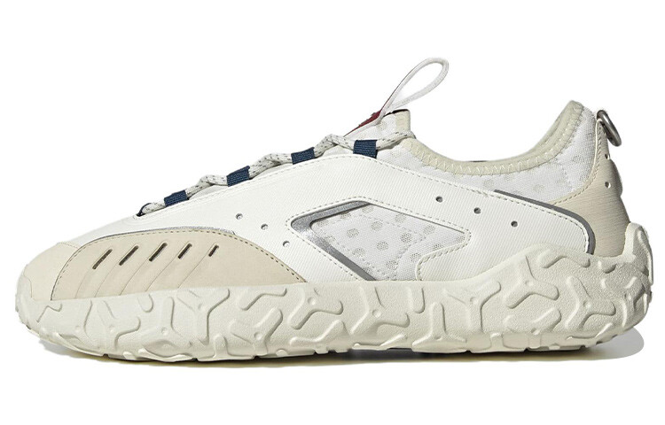 

Adidas originals ATRIC23 Белый оттенок