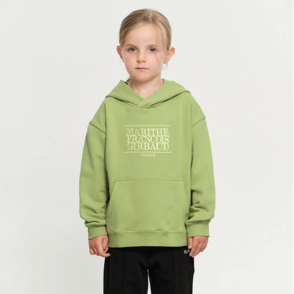 Детская классическая худи с логотипом от Marithé Kids — фото 3