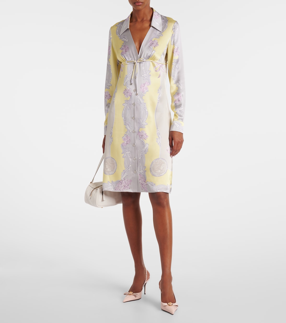 Платье-рубашка из шелкового твила Medusa Cameo Versace, Pale Yellow+Light Grey — фото 2