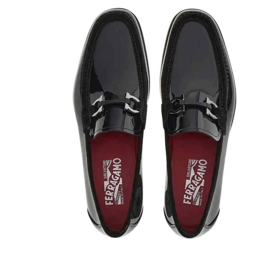 Туфли-лодочки на ремешке Ferragamo Ladies Briget 55 Gancini в цвете Tyron Turquoise, черный — фото 3
