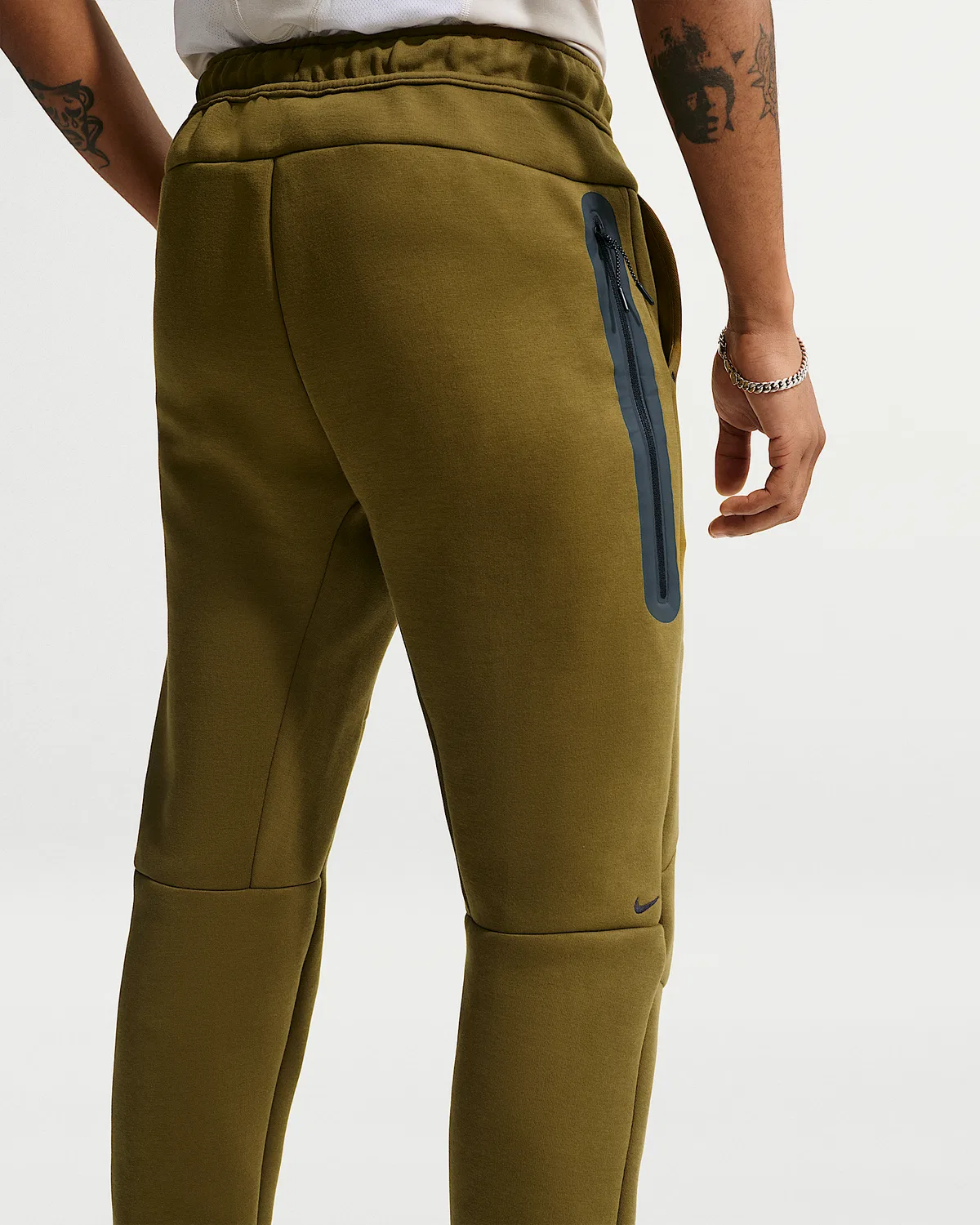 Мужские флисовые джоггеры Nike Tech, Olive Flak/Black — фото 3