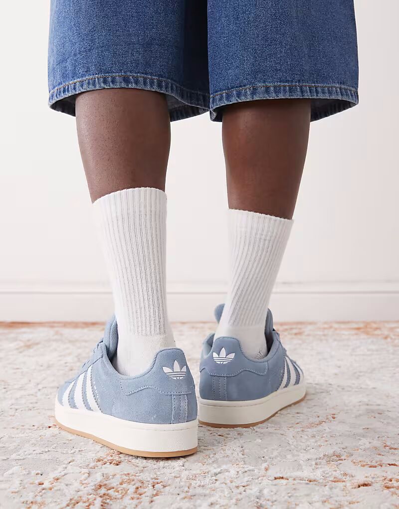 Кроссовки Adidas Originals Campus 00s с резиновой подошвой светло-синего и белого цвета — фото 3