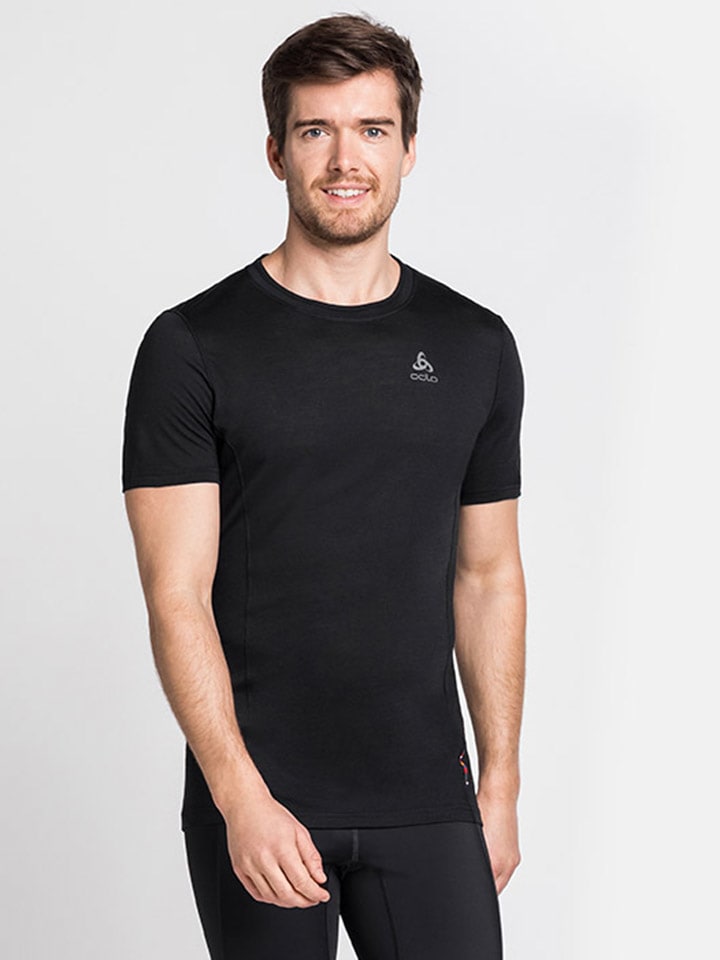 

Функциональная майка "Merino 130" черного цвета Odlo