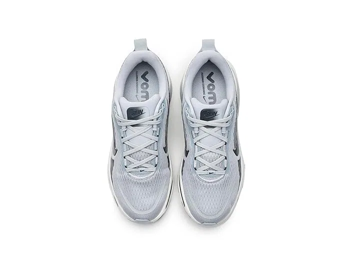 Кроссовки беговые Vomero 18 Nike Kids, Wolf Grey/Anthracite/Pure Platinum — фото 3