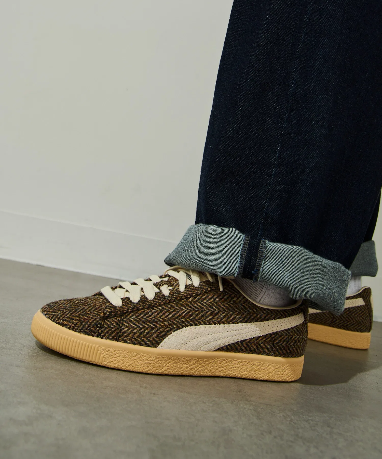 Мужские кроссовки PUMA CLYDE HARRIS TWEED бежевые