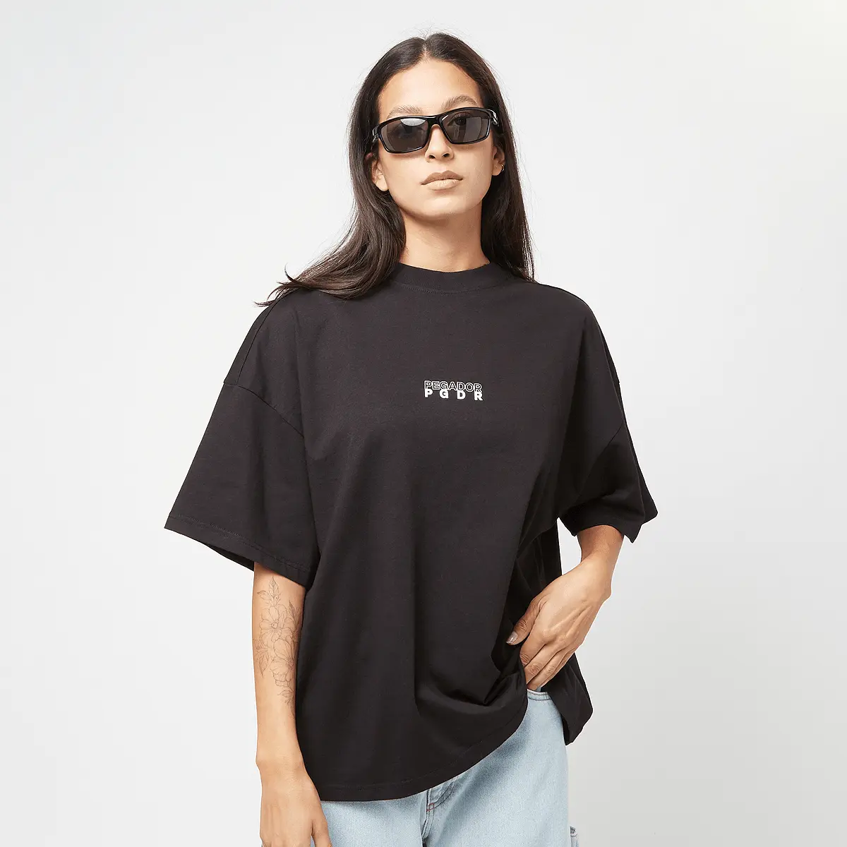 

Футболка Pegador Nisa Heavy Oversized Tee, черный