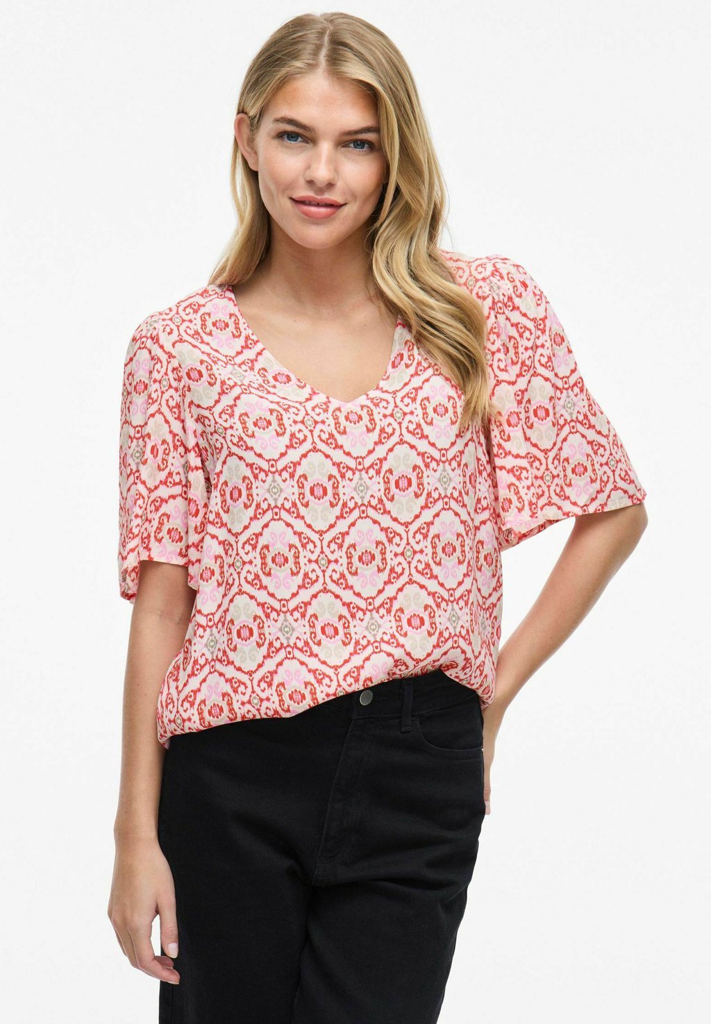 

Туника KURZEN ÄRMELN V-AUSSCHNITT VILA, белый